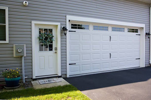24/7 Emergency Garage Door Panel Replacement experts in Nottingham, PA